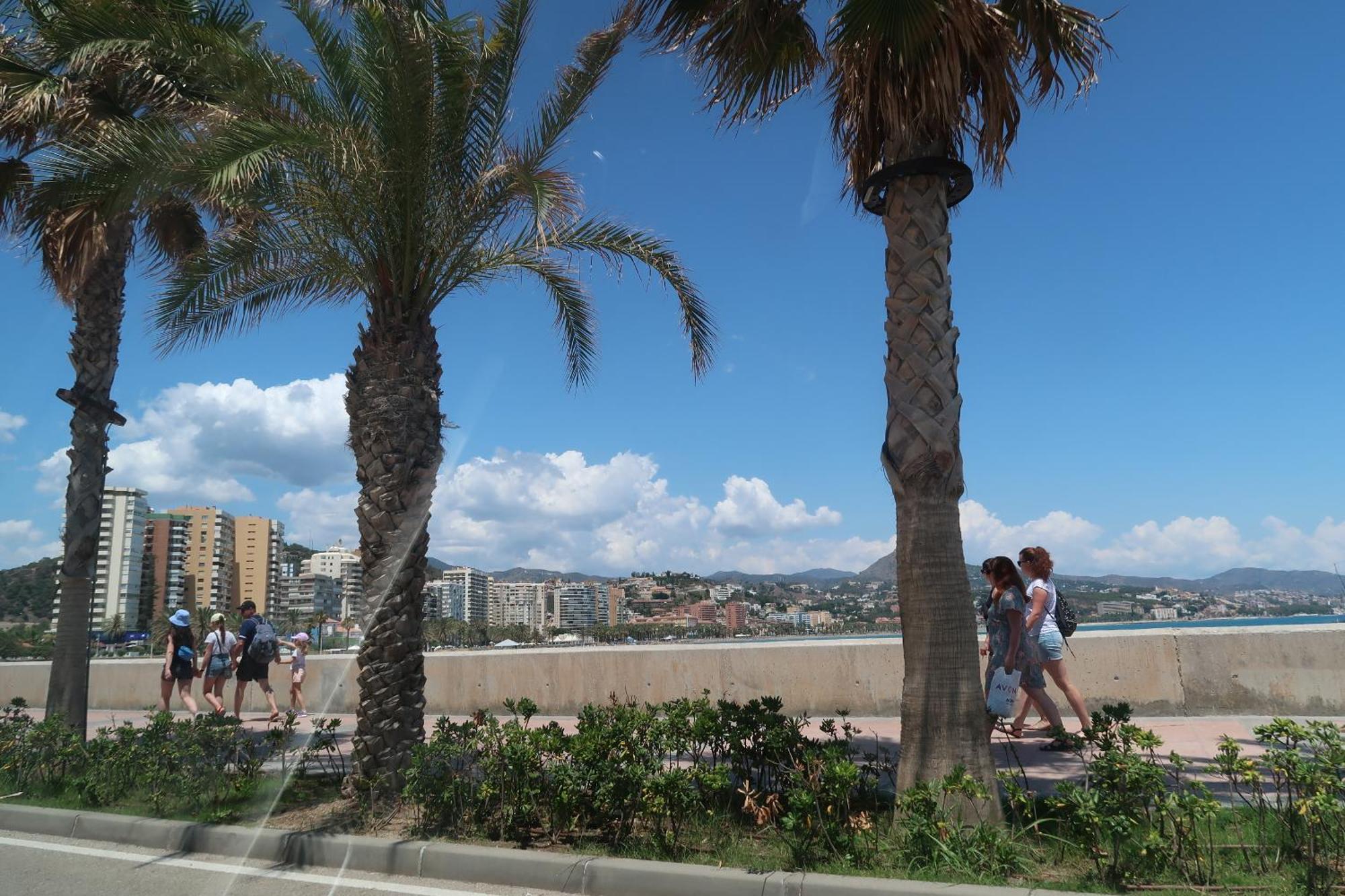 J & E Malaga Center Apartamentos Eksteriør billede