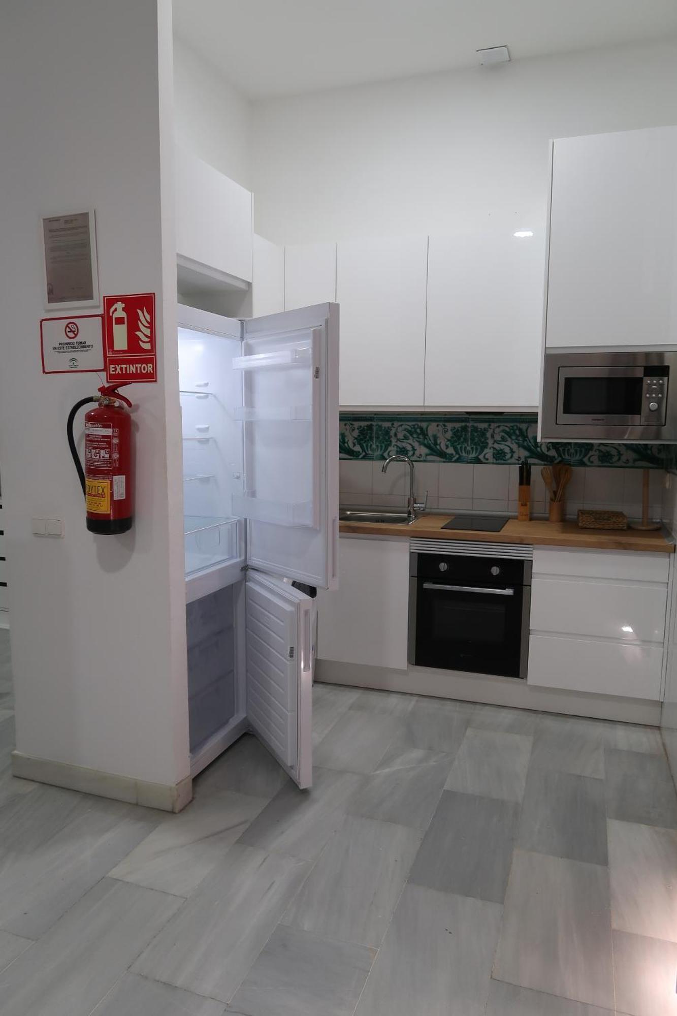 J & E Malaga Center Apartamentos Eksteriør billede