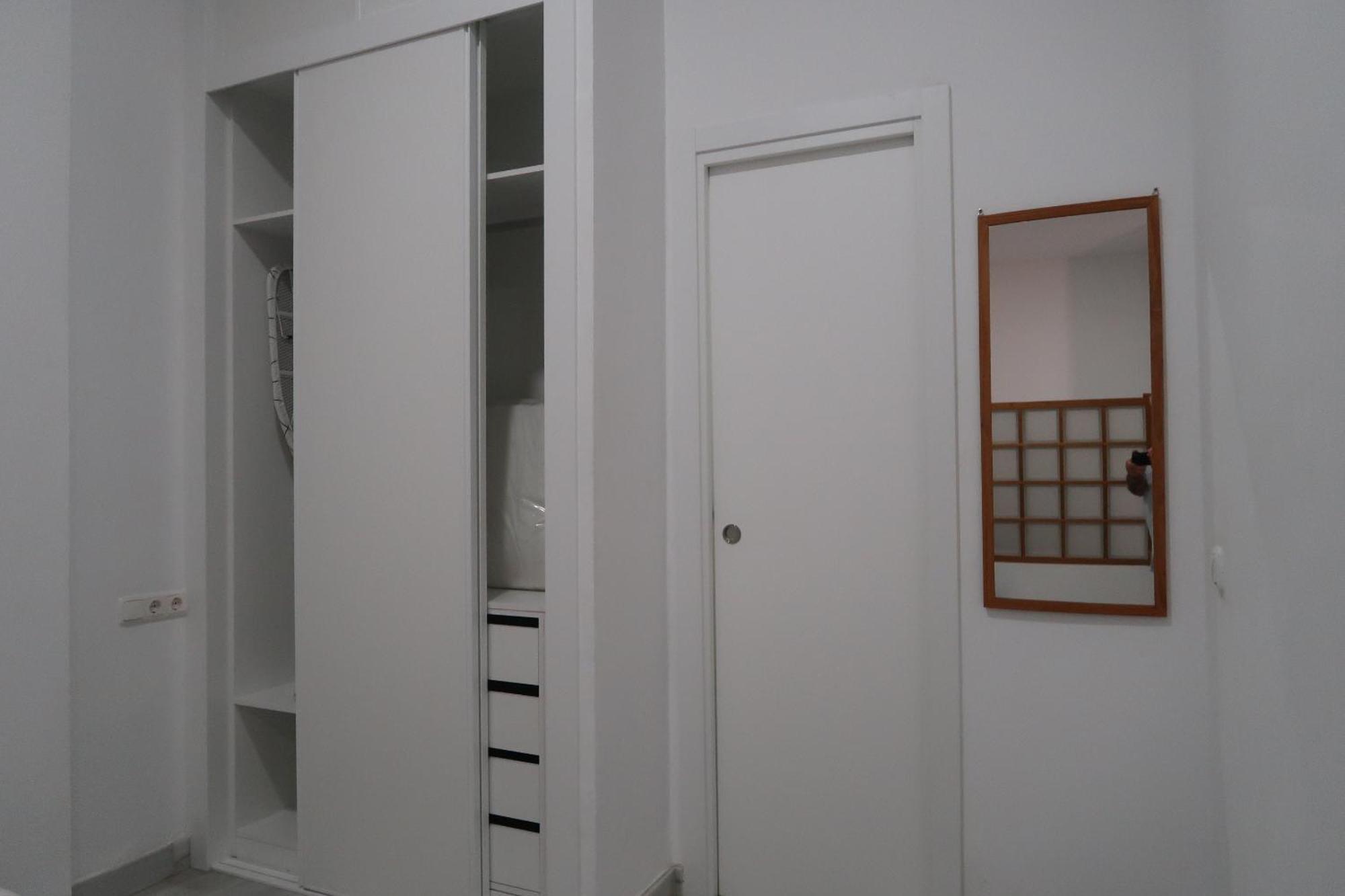 J & E Malaga Center Apartamentos Eksteriør billede