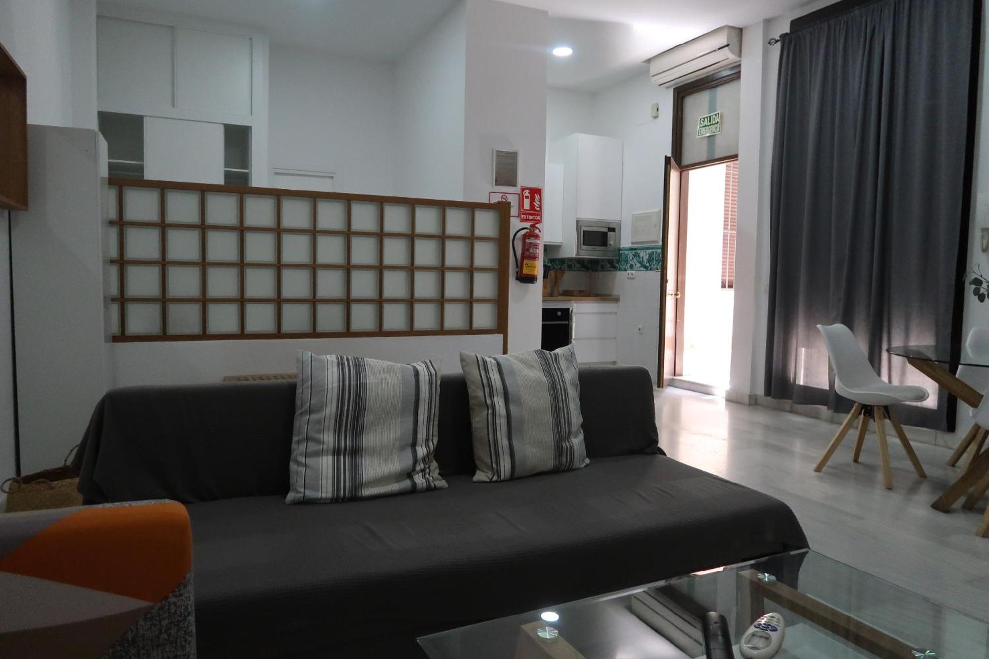 J & E Malaga Center Apartamentos Eksteriør billede